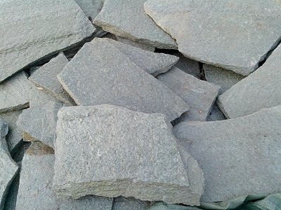 Zlatolit sero-zeleniy